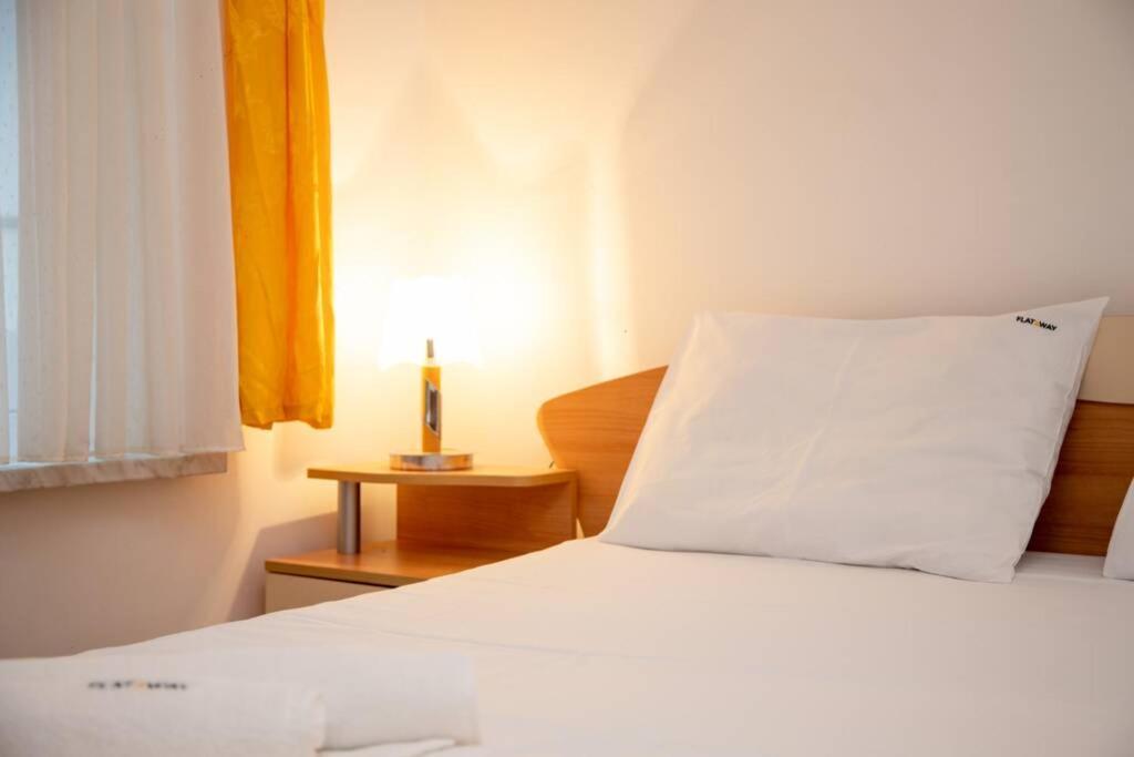 סוזופול Convenient 1-Bedroom Flat Next To Harmanite Beach מראה חיצוני תמונה