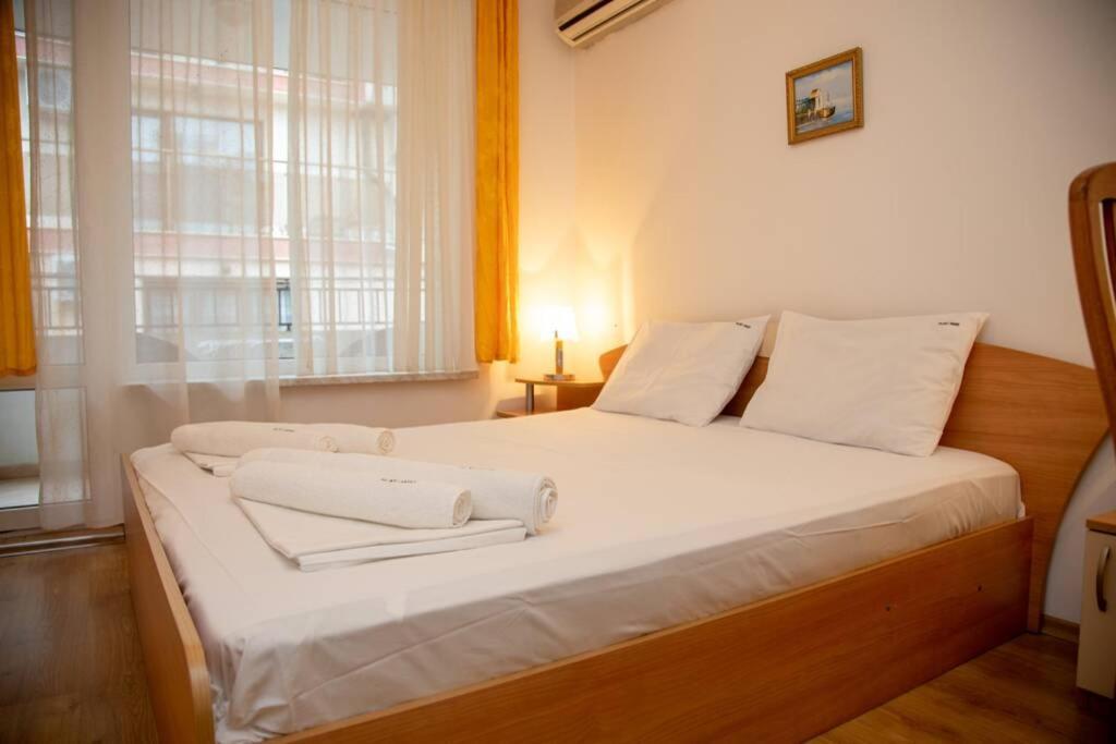 סוזופול Convenient 1-Bedroom Flat Next To Harmanite Beach מראה חיצוני תמונה